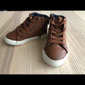 Cat & jack cayden high top sneakers